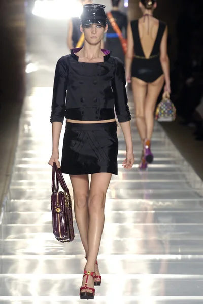 Look 28